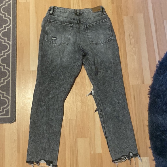 Grey Aeropostale ripped mom jeans - Picture 2 of 2